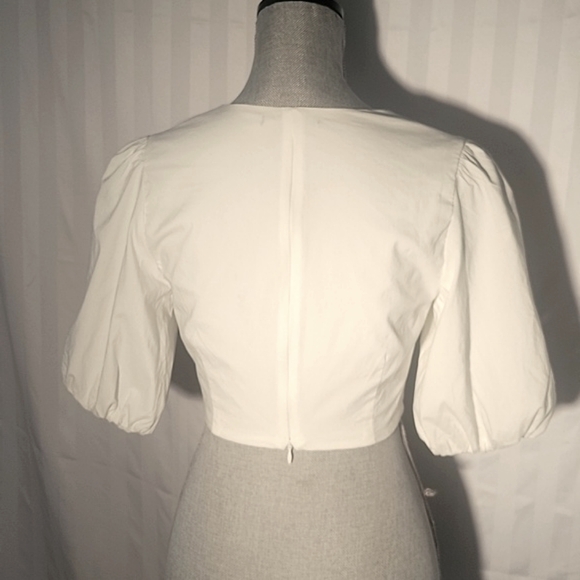 Forever 21 White V-Neck Cropped Knot Front with Puffy Sleeves Blouse, Size: M - Picture 5 of 9